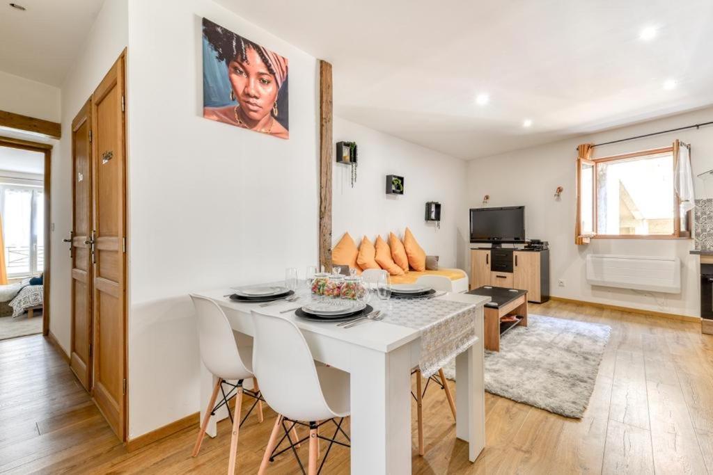 Soleil Sucre T2 Centre Historique De Narbonne Apartment Luaran gambar
